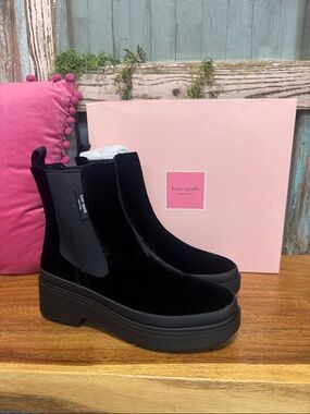 Kate Spade Winnie Black Velvet Chelsea Platform Lug Sole Booties 9.5